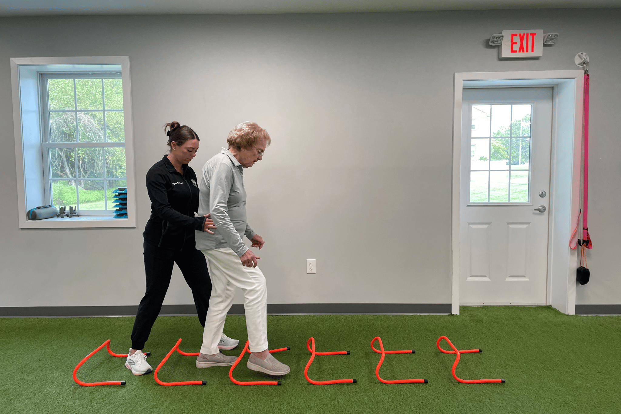 Fall Prevention for Seniors: How Physical Therapy Supports Safe, Active ...